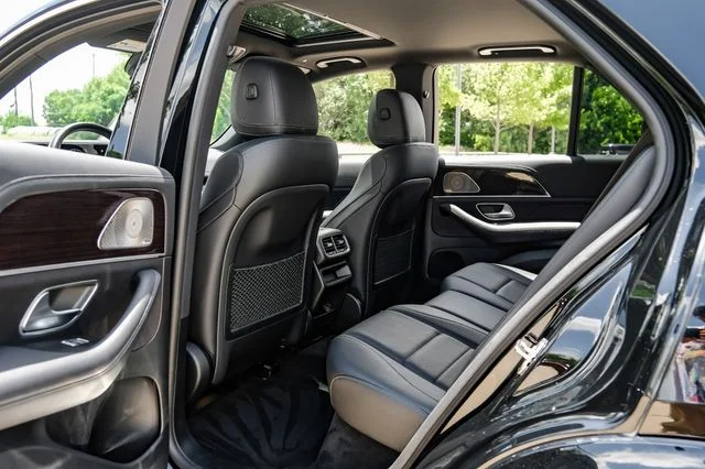 Used 2022 Black Mercedes-Benz GLE 350 image 49
