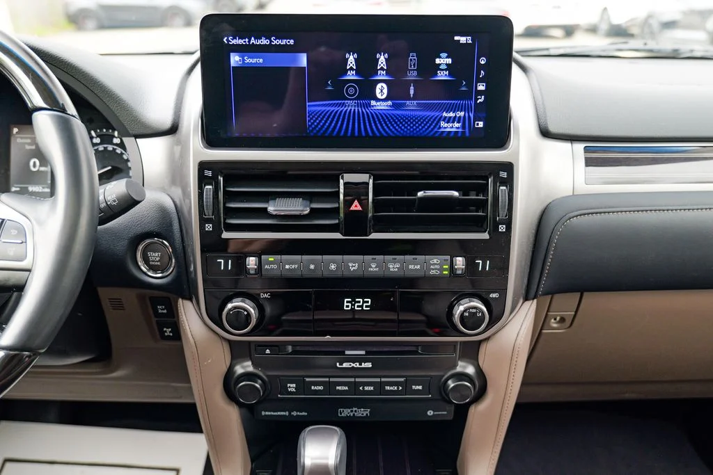 Used 2023 White Pearl Lexus 460 image 49