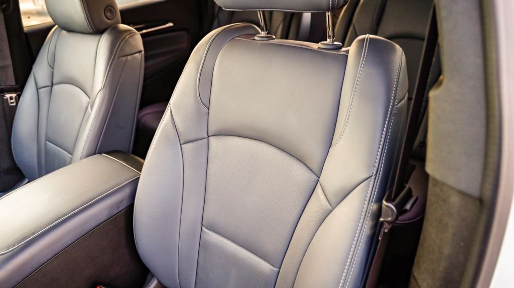 Used 2024 Summit White Buick Premium Group image 30