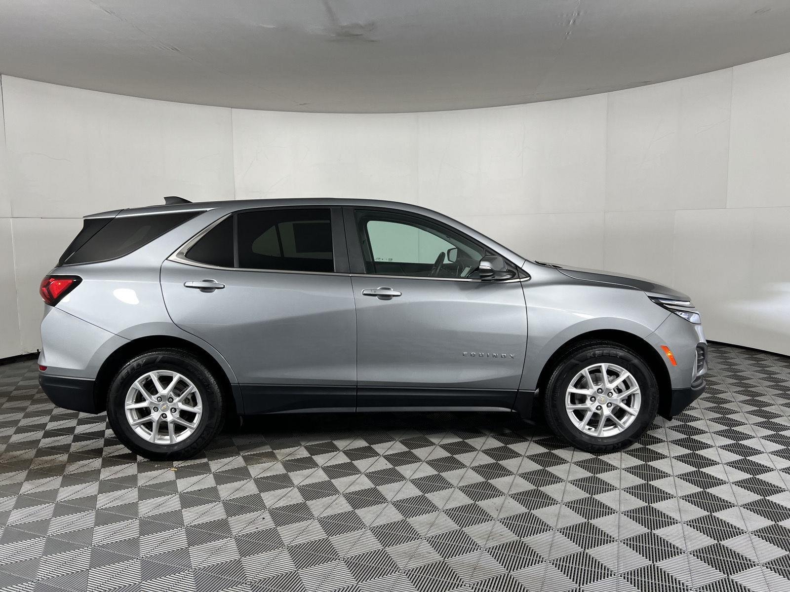Used 2024 Sterling Gray Metallic Chevrolet LT image 21