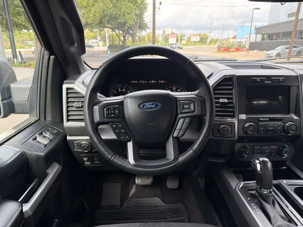 Used 2020 Gray Ford XLT image 25