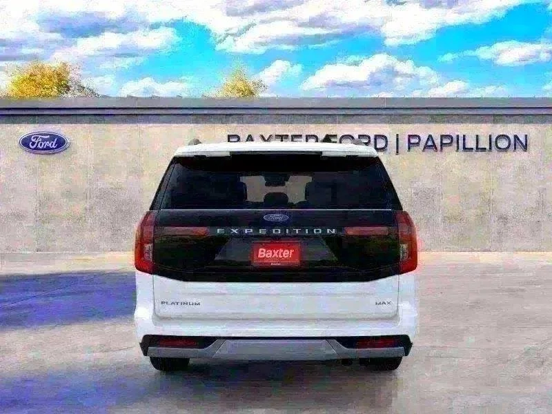 New 2025 Star White Ford Platinum image 90