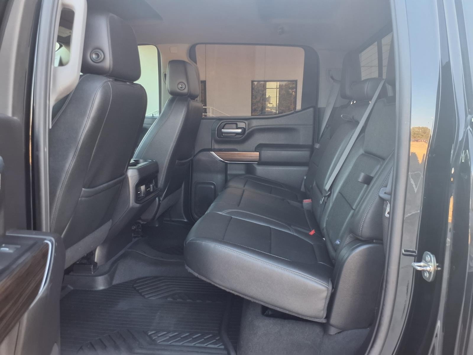 2021 Chevrolet Silverado 1500 photo 13 of 26