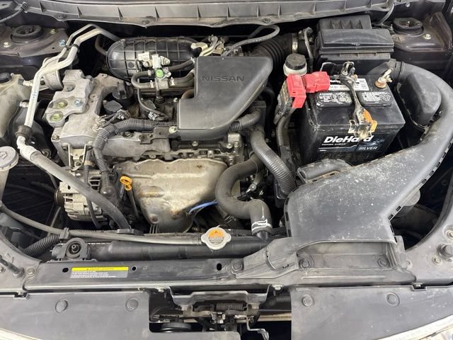 Used 2015 Black Nissan S image 9