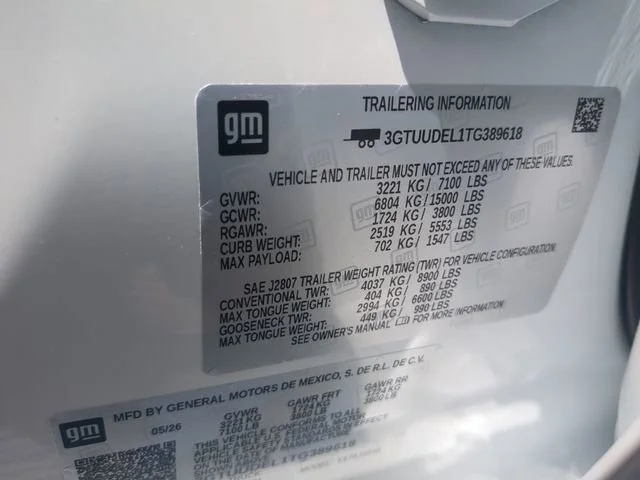 New 2026 Summit White GMC SLT image 34