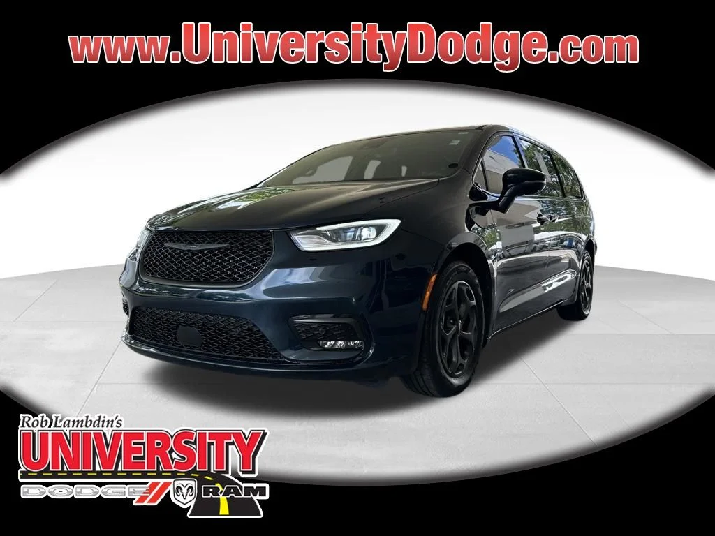2022 Chrysler Pacifica Hybrid Limited Hybrid's photo