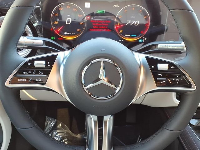 New 2027 Green Mercedes-Benz  image 9