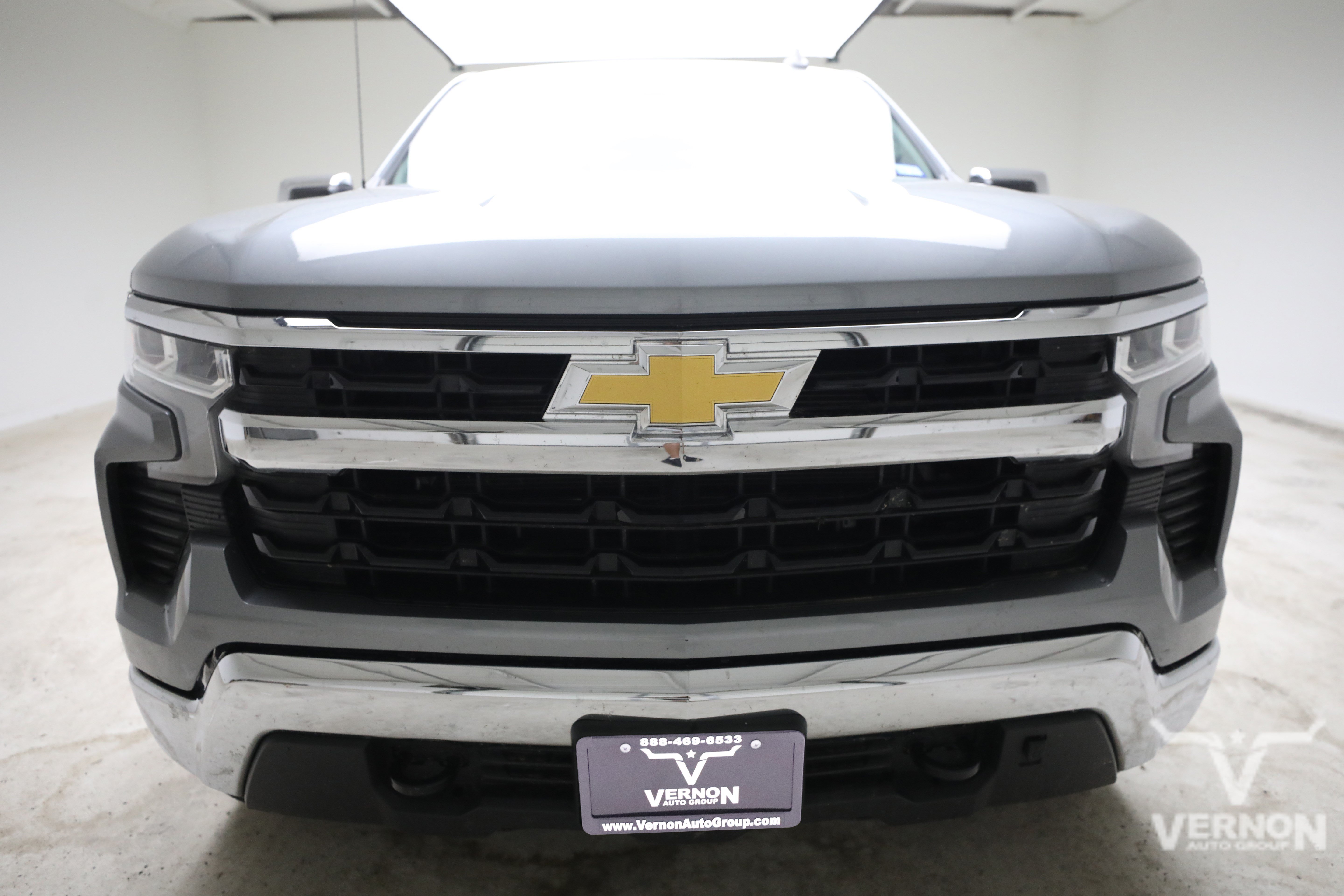 Used 2023 Sterling Gray Metallic Chevrolet Y image 8