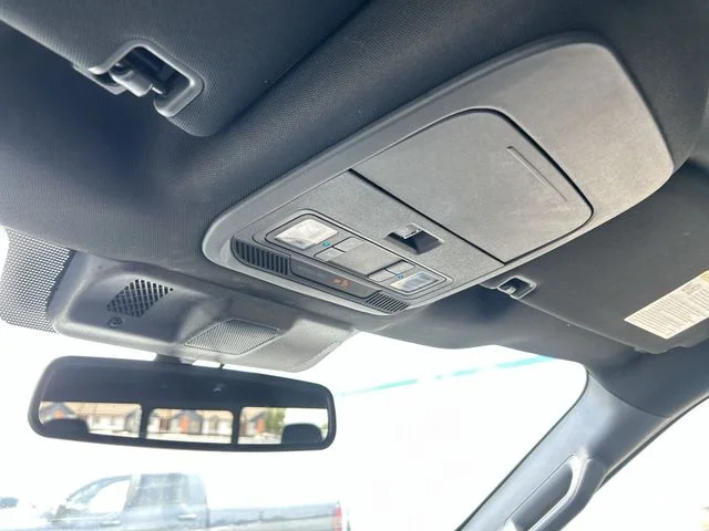 Used 2024 White Ford XLT image 17