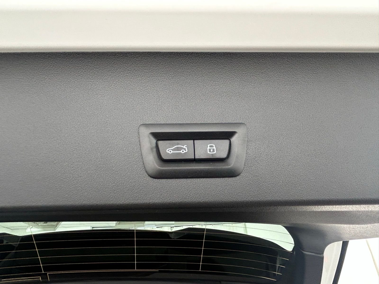 2026 BMW X3 30 - Photo 35