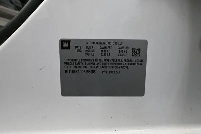 Used 2013 White Chevrolet LS image 40