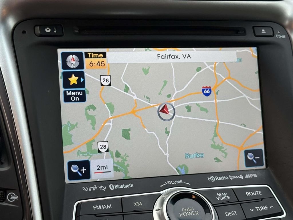 Used 2012 Silver Frost Metallic Hyundai Base image 3