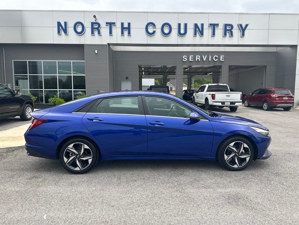 2023 Hyundai Elantra 1.6 HEV Limited DCT's photo