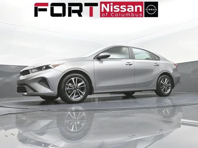 Used 2024 Gray Kia LXS image 32