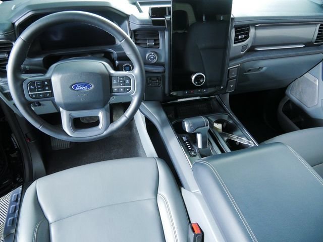 Certified Used 2025 Black Ford Flash image 4