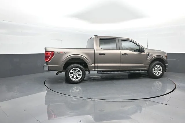 Certified Used 2023 Stone Gray Metallic Ford XLT image 8