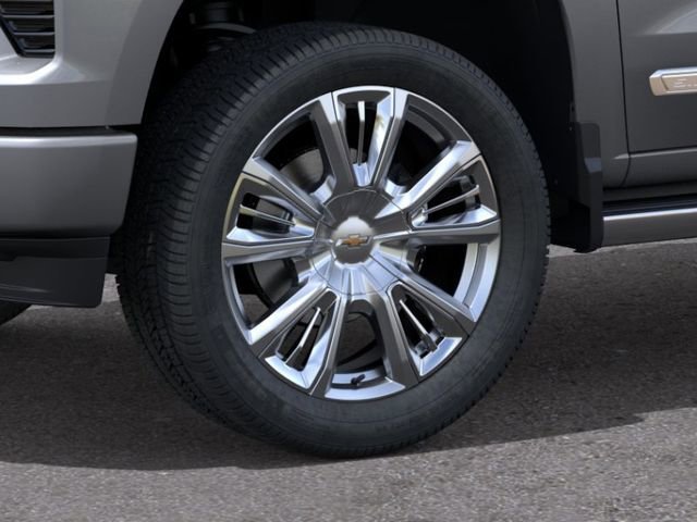 New 2026 Sterling Gray Metallic Chevrolet High Country image 9