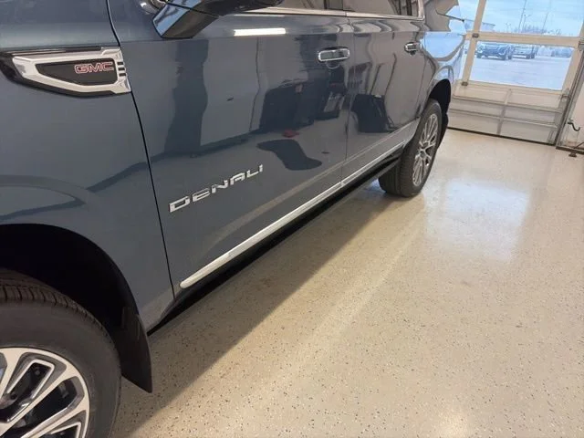 2026 GMC Yukon XL Denali - Photo 14