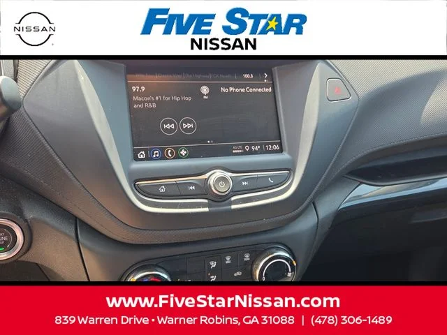 Used 2022 White Chevrolet LT image 20