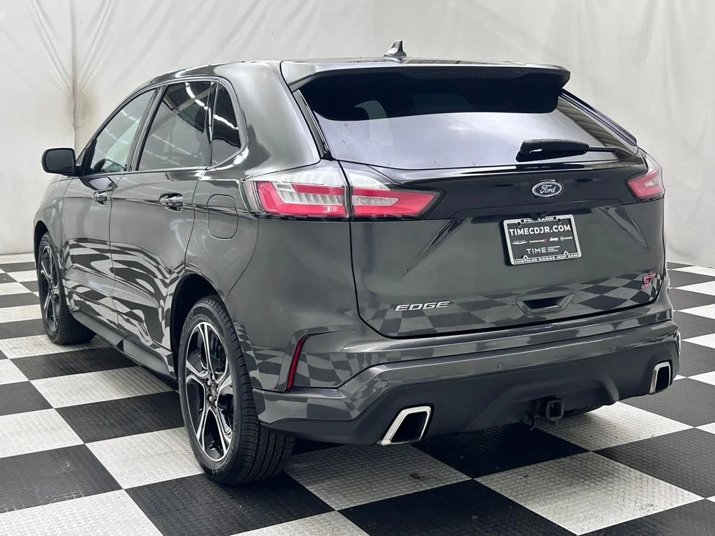 Used 2019 Gray Ford ST image 5