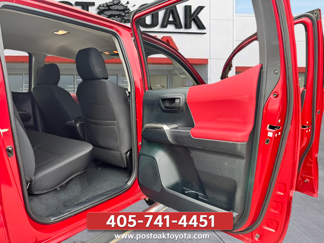 Used 2016 Red Toyota SR5 image 19