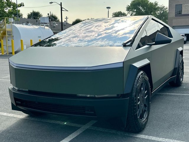 2024|Tesla|Cybertruck|4D Crew Cab
