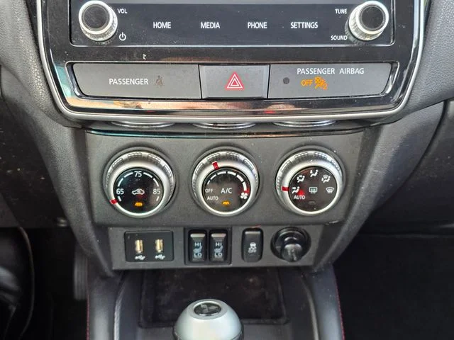 Used 2023 Orange Mitsubishi 2.0 SE image 25