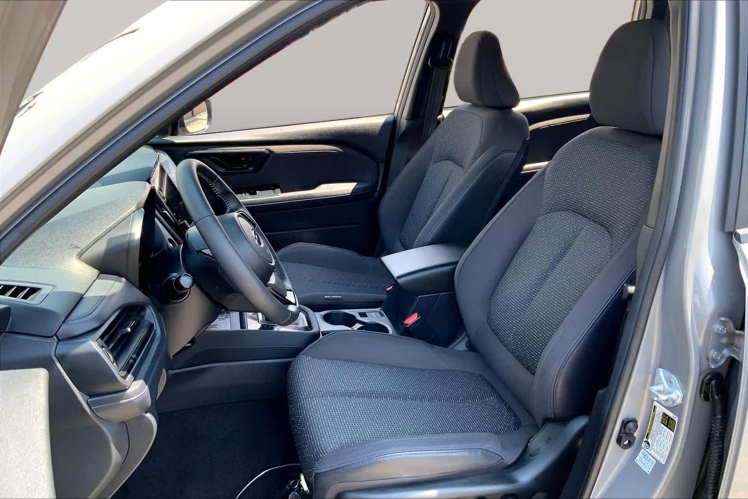 Certified Used 2025 River Rock Pearl Subaru Premium image 7