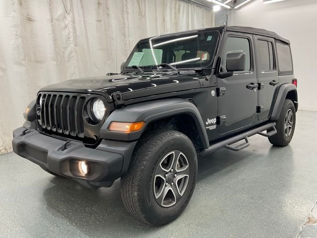 Used 2020 Black Jeep Unlimited Sport S image 4