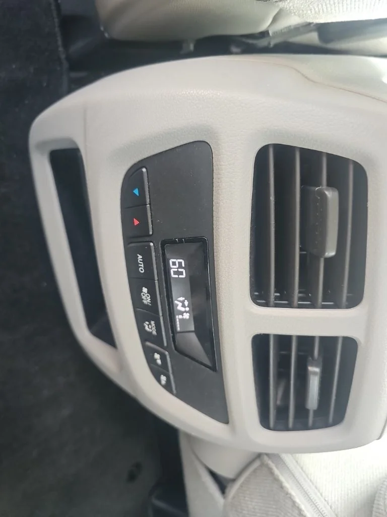 Used 2018 Modern Steel Metallic Honda EX image 17
