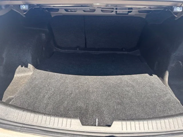 Used 2022 Gray Chevrolet LS image 34