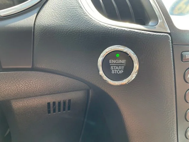 Used 2019 Black Metallic Ford Titanium image 25
