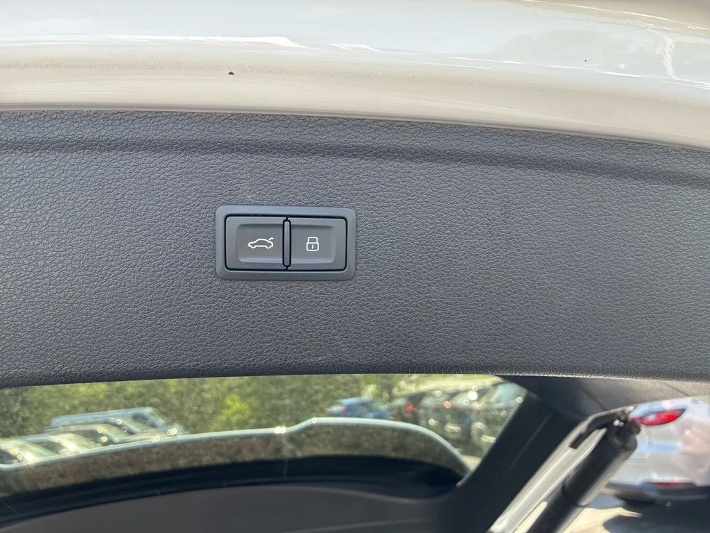 Used 2023 White Audi 55 Premium image 15