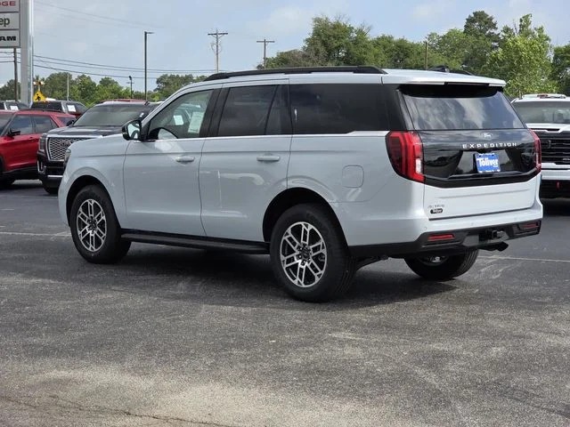 New 2026 Space Silver Metallic Ford Active image 4