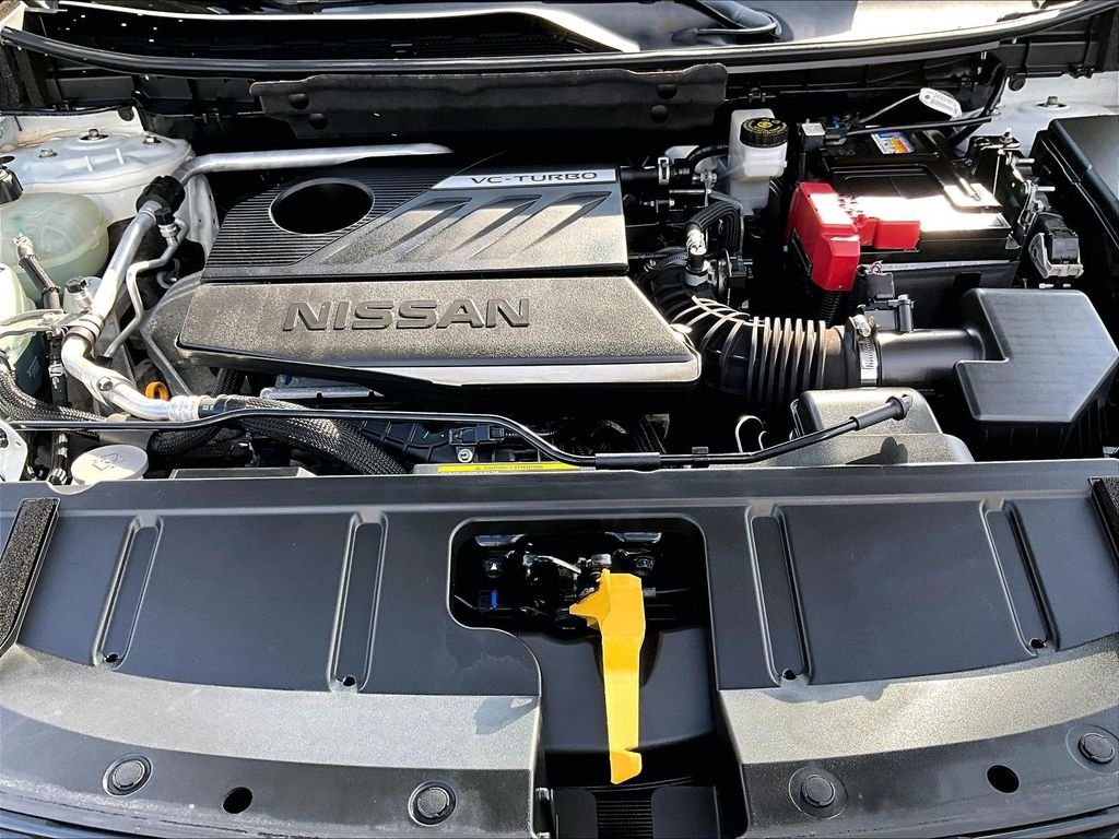 Used 2023 White Nissan SV image 29