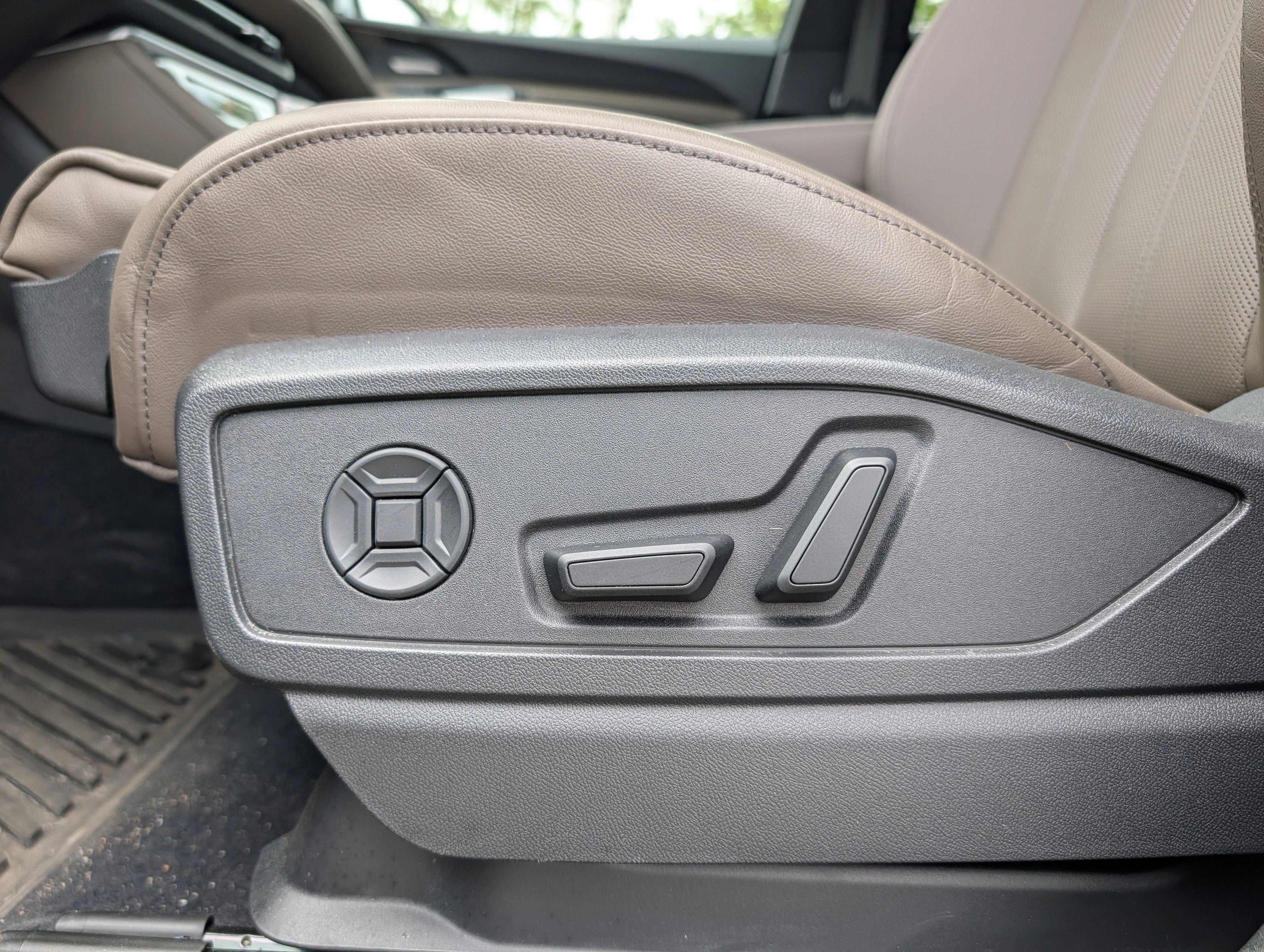 2025 Audi Q5 Premium Plus - Photo 21