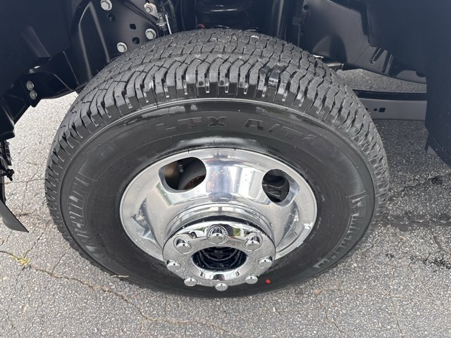 New 2026 Oxford White Ford F-350® XL image 29