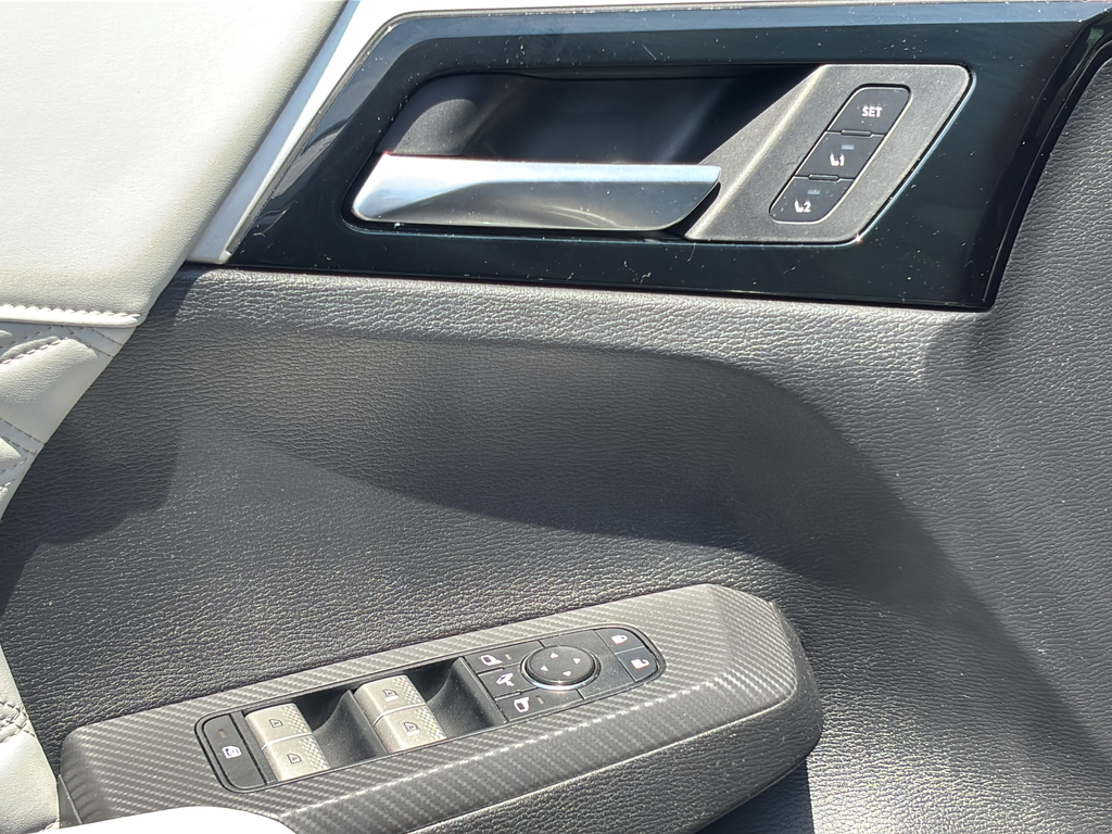 2023 Mitsubishi Outlander SEL - Photo 17