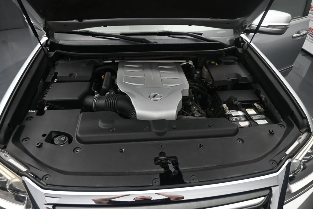 Used 2019 Silver Lexus 460 image 13