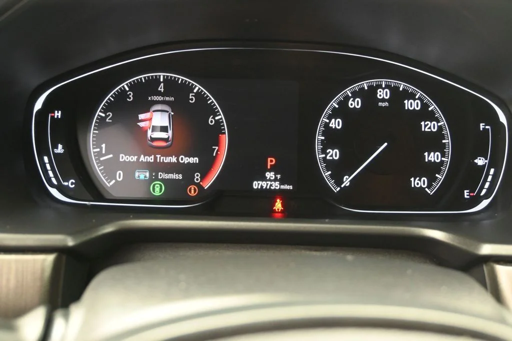 Used 2020 Crystal Black Pearl Honda LX image 17