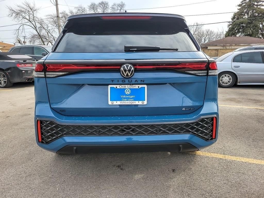 New 2026 Monterey Blue Pearl Volkswagen 2.0T SE R-Line Black image 4