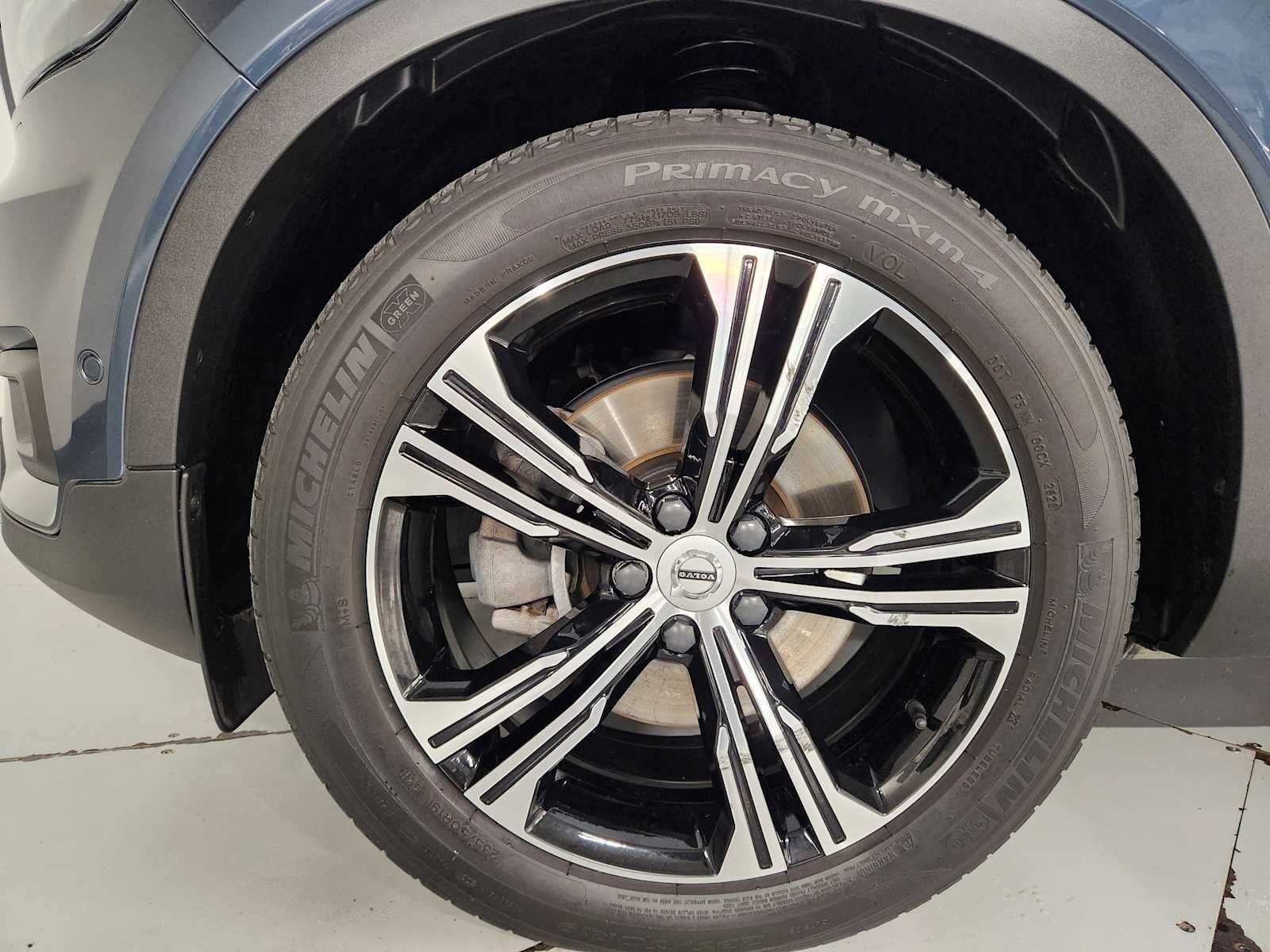 Used 2021 Denim Blue Metallic Volvo Inscription image 8