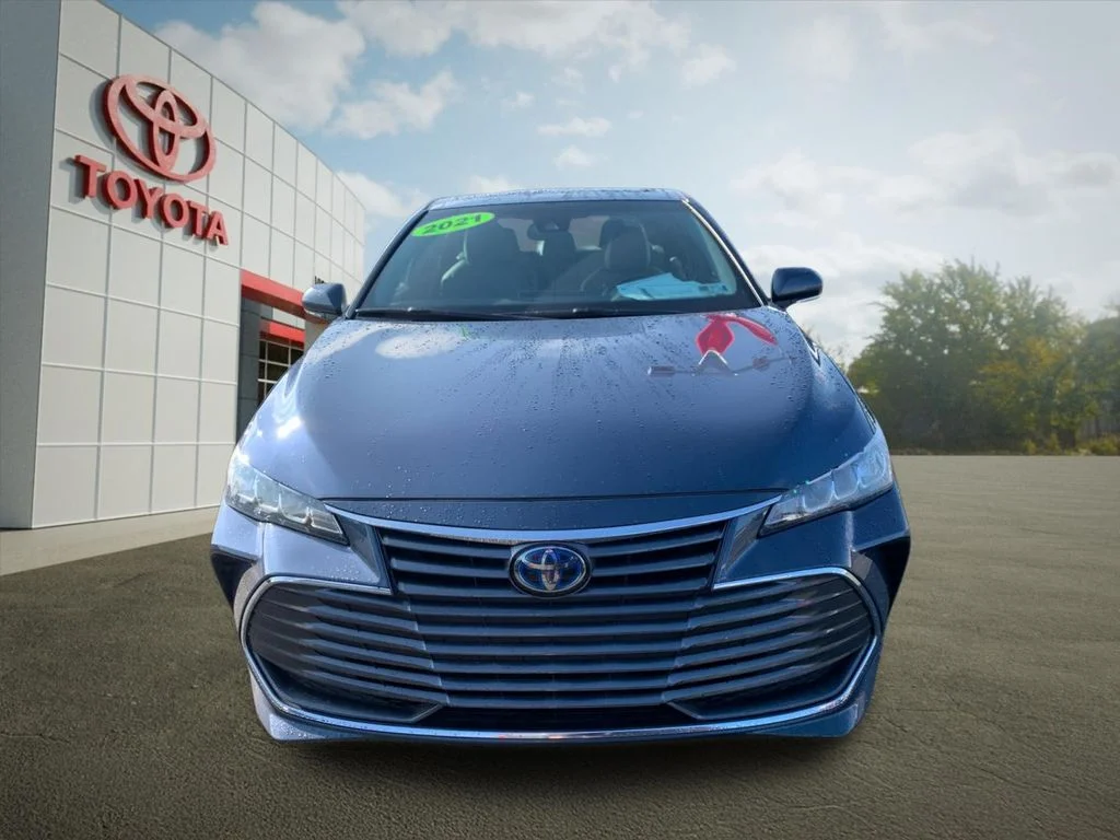 Used 2021 Gray Toyota XLE Plus image 8