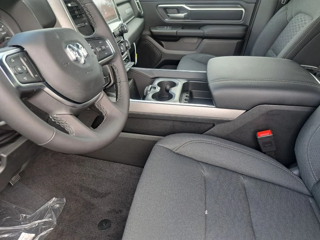 New 2026 Granite Crystal Metallic Clear-Coat Exterior Paint RAM Big Horn/Lone Star image 18