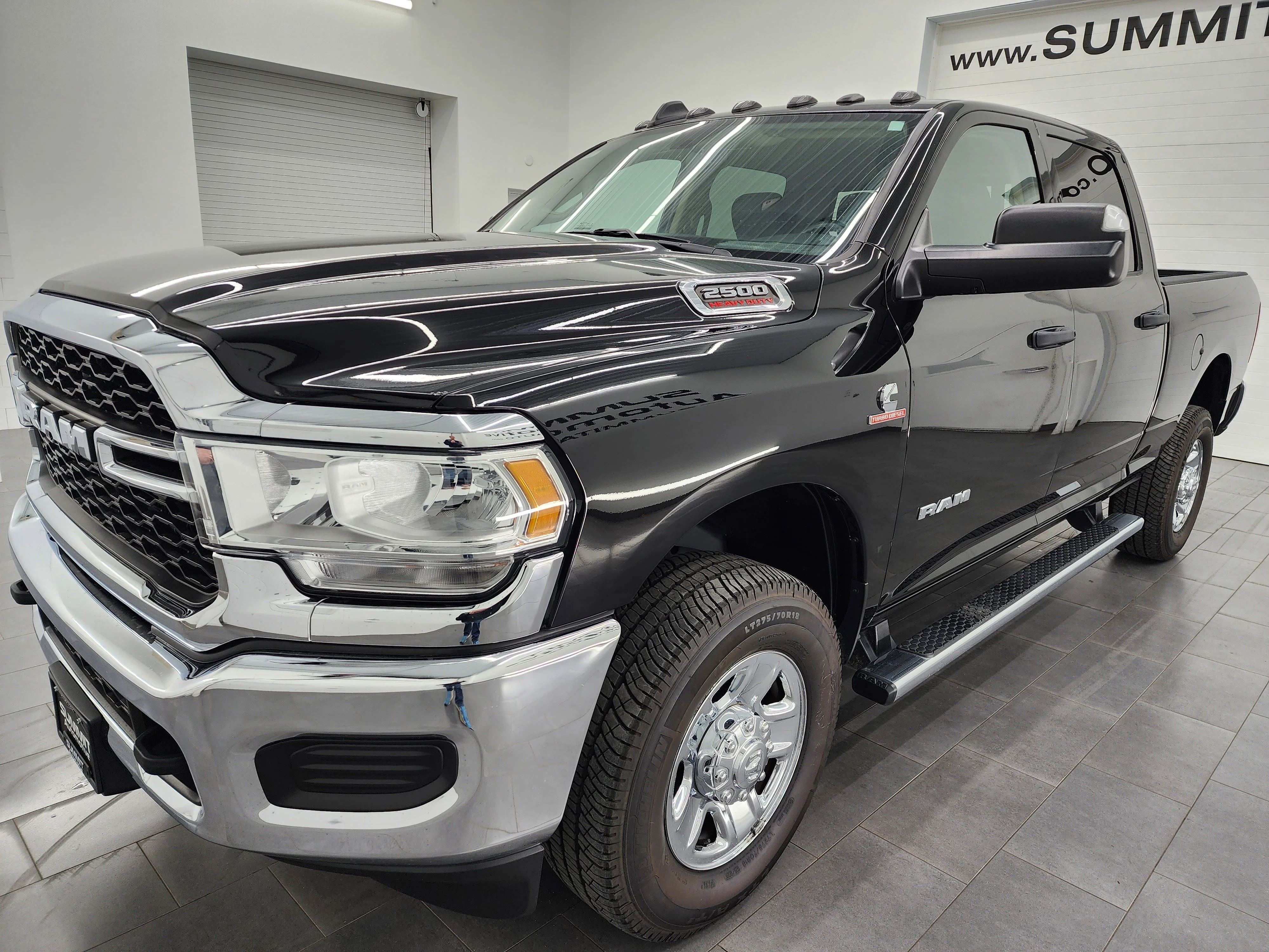 Used 2020 Diamond Black Crystal Pearlcoat Ram Tradesman image 7