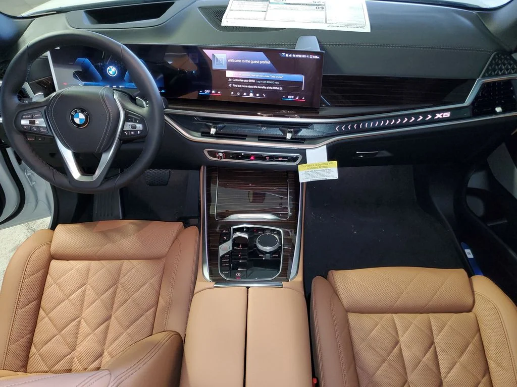 Used 2026 White BMW sDrive40i image 13