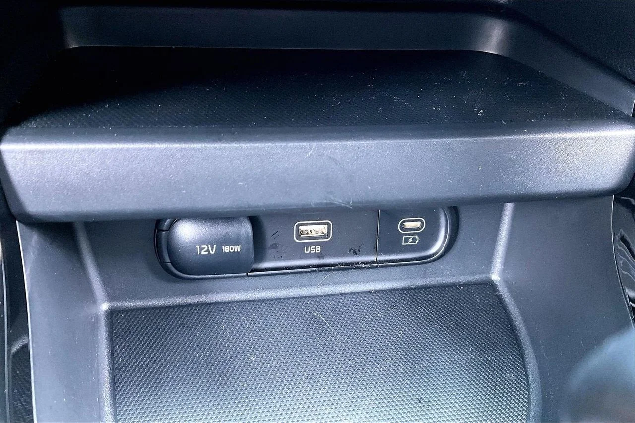 Certified Used 2025 Black Kia X-Line image 16