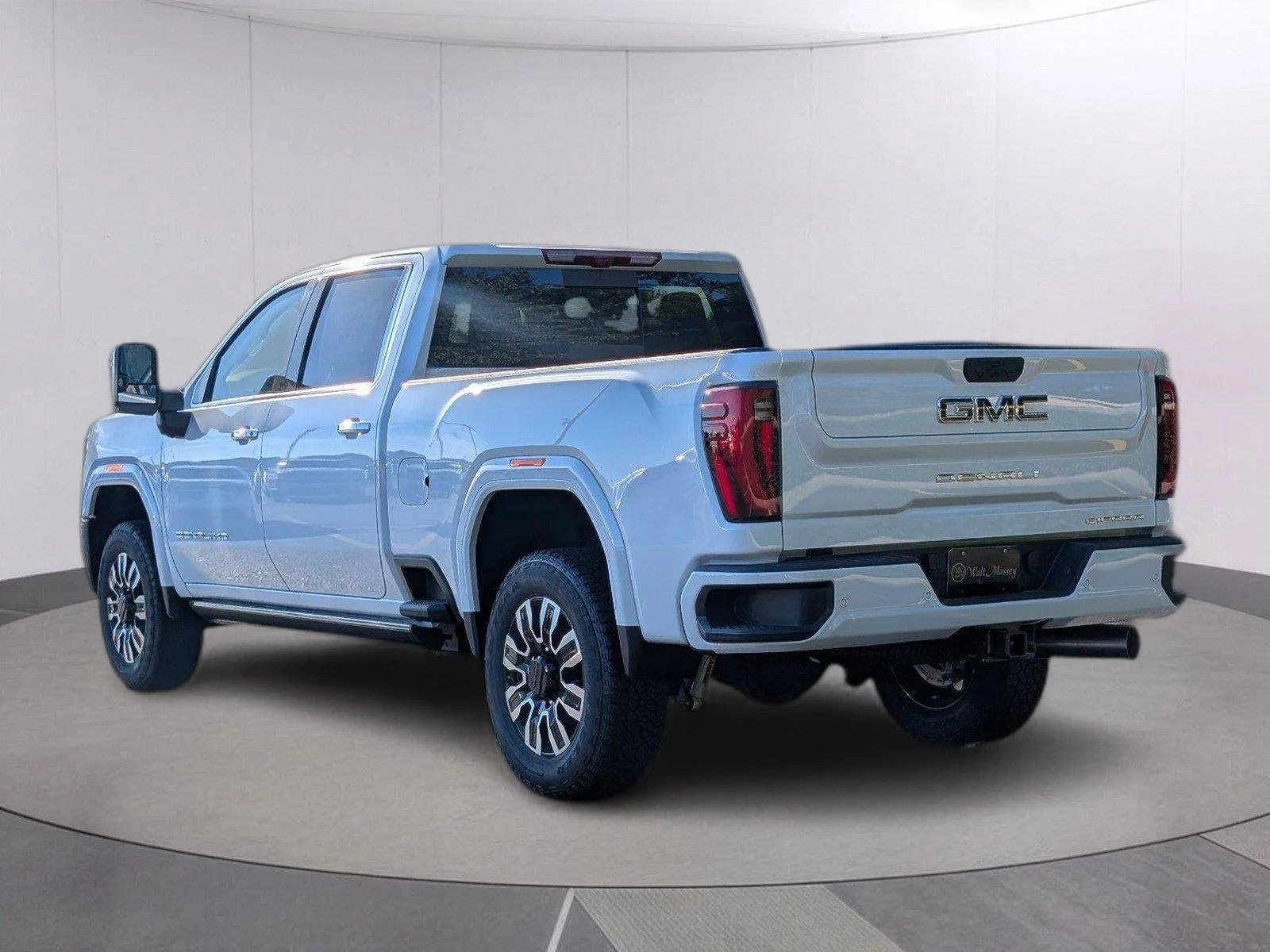 New 2026 Glacier White Tricoat GMC Denali Ultimate image 3