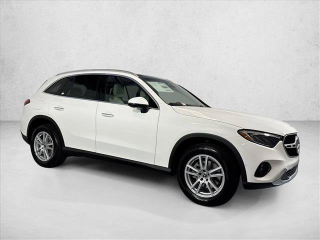 New 2026 Polar White Mercedes-Benz GLC 300 image 33