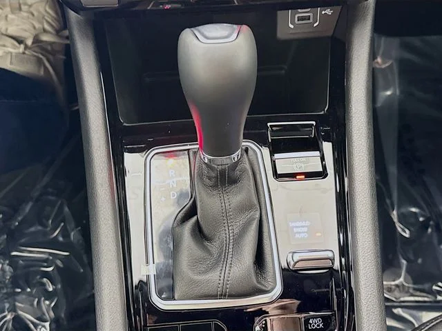 New 2026 Blue Jeep Latitude image 16